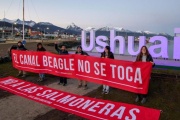 Legisladores analizarán proyectos libertarios para autorizar la instalación de salmoneras en Tierra del Fuego