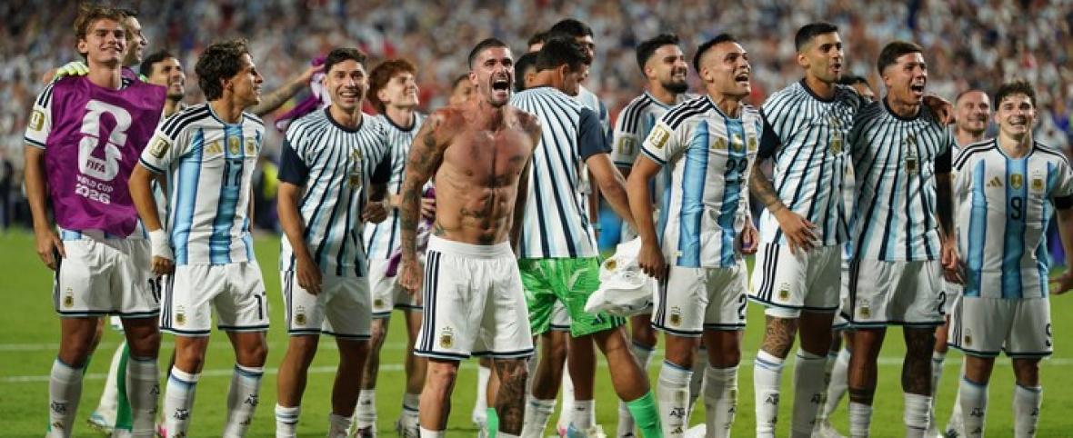 Por Malvinas, por el Diego, por la Última de Leo: Argentina a Semifinales con Inglaterra