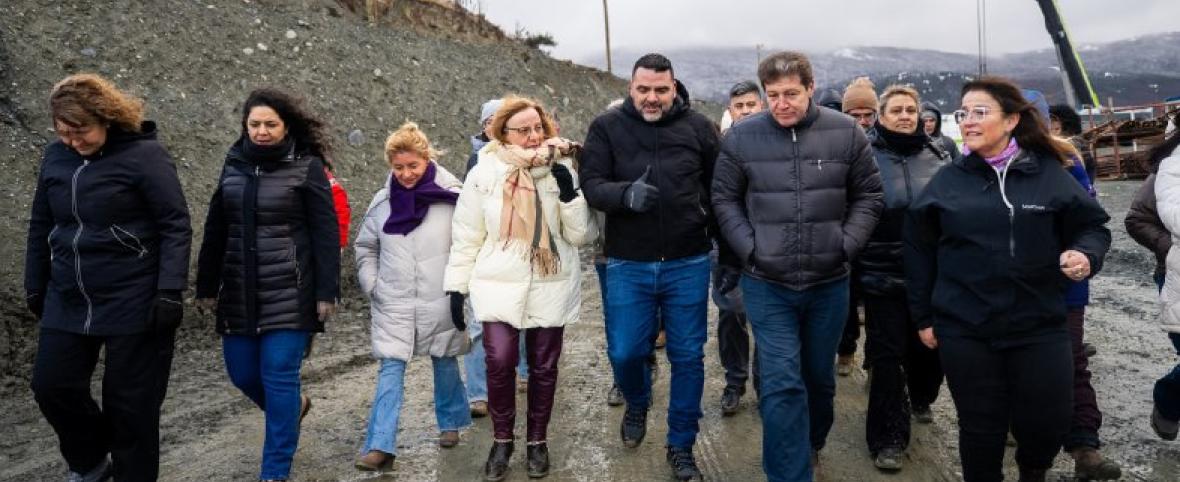 El gobernador Melella visitó junto a sectores sociales e institucionales el predio de la nueva usina de Ushuaia