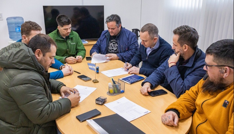 Recomposición salarial para trabajadores de Obras Sanitarias