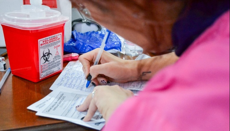 Confirman caso de Coqueluche e instan a completar esquemas de vacunación