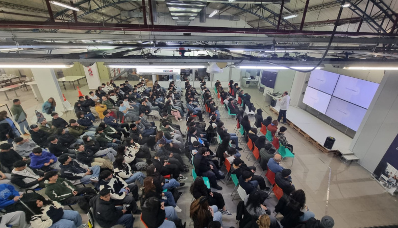 Nuevo edificio con una capacitación masiva para 180 estudiantes de escuelas técnicas de Río Grande