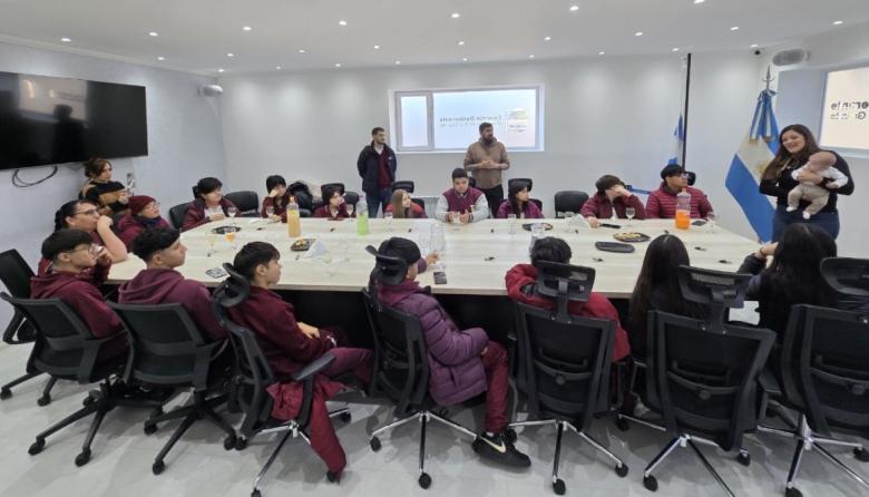 Alumnos del Colegio JIF visitaron el Concejo Deliberante