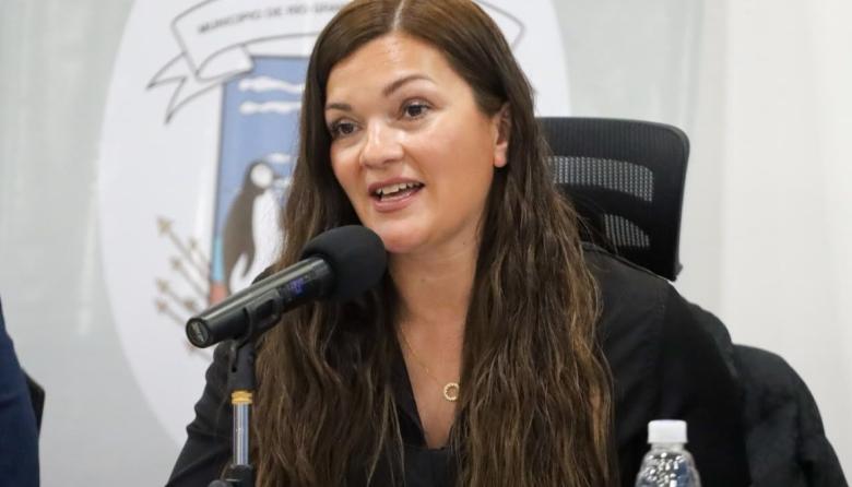 Zamora cuestionó la actitud del Gobierno nacional por los avances de intereses británicos en la región
