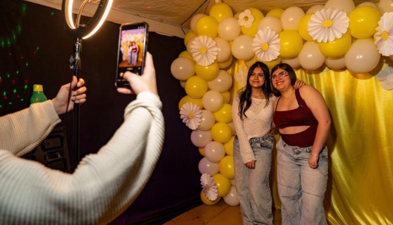 Más de 400 jóvenes disfrutaron de la fiesta de la primavera