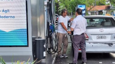 El Gobierno habilitó el autoservicio en estaciones de servicio: cómo va a funcionar