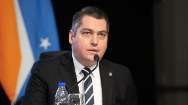 Martín Pérez cruzó a Sturzenegger en defensa de la industria fueguina