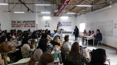 La Fiscalía de Género brindó una charla en la UNTDF sobre intervenciones en casos de violencia y abuso