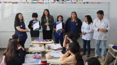 Zamora reconoció a Estudiantes de la Escuela N°27