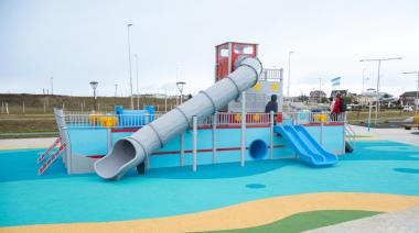 El Barquito Azul, el nuevo juego de la Plaza de los 100 años