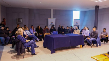 El gobernador Melella encabezó una nueva mesa de trabajo en Río Grande con vecinos por el Subsidio al GLP