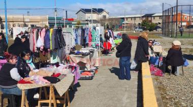 De las ferias a las plazas: más de 45 emprendedores se organizaron para vender al aire libre