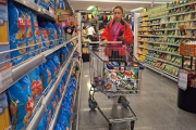 El consumo en supermercados tuvo en noviembre su peor caída desde 2023: se hundió casi 4%