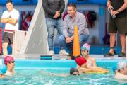 Perez acompañó una jornada de pileta libre en el natatorio municipal