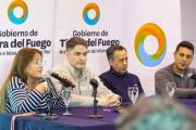 Se firmó el contrato para la ejecución de la red eléctrica y el alumbrado pública de chacra VIII en Río Grande