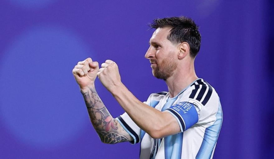 Messi Mundial: Argentina goleó 3 a 0 a Argelia en el debut con 3 goles del 10