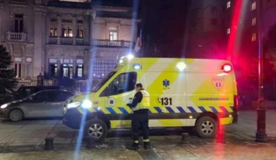 Menor de 14 años fue agredida por parte de un grupo de jóvenes en la Plaza de Armas de Punta Arenas